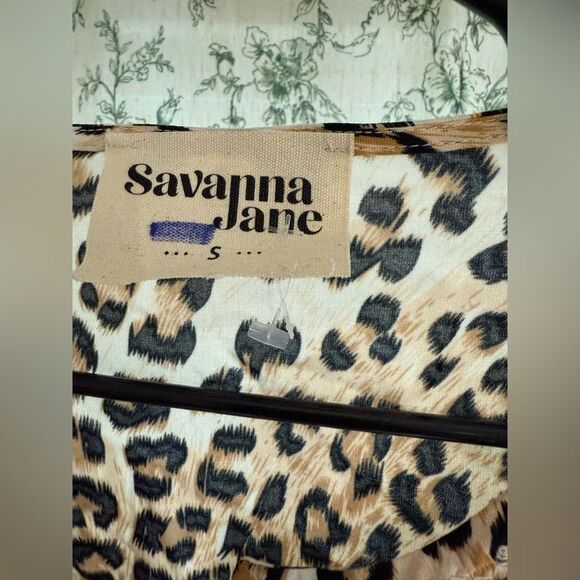 savannah jane embroidery 3/4 sleeve top shirt size small cheetah print - Picture 3 of 6